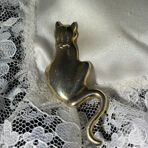 Vintage Signed Cat Brooch